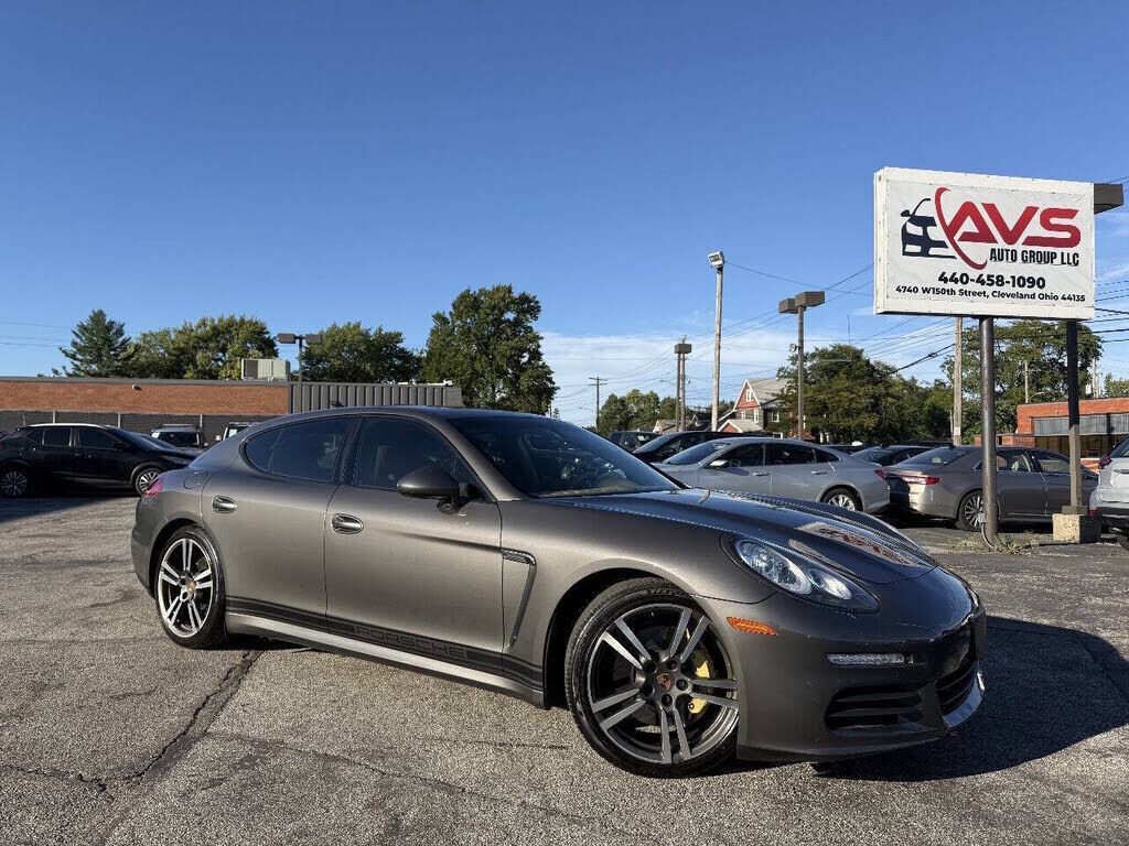 2014 PORSCHE Panamera