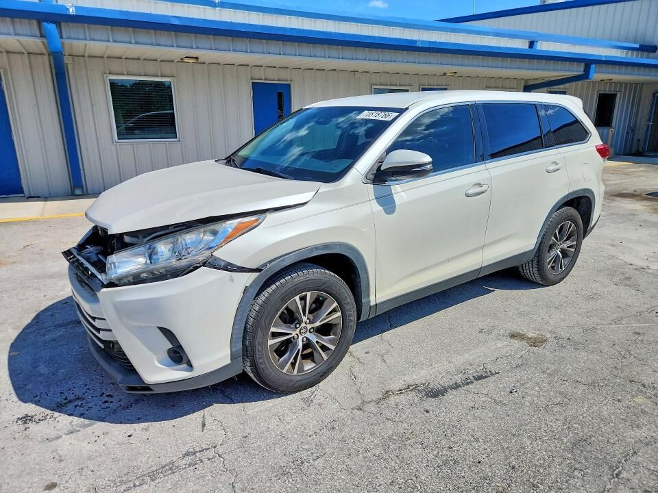 2019 TOYOTA Highlander
