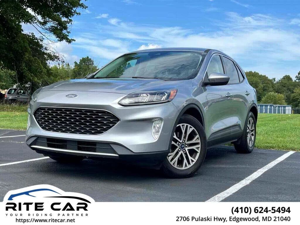 2022 FORD Escape