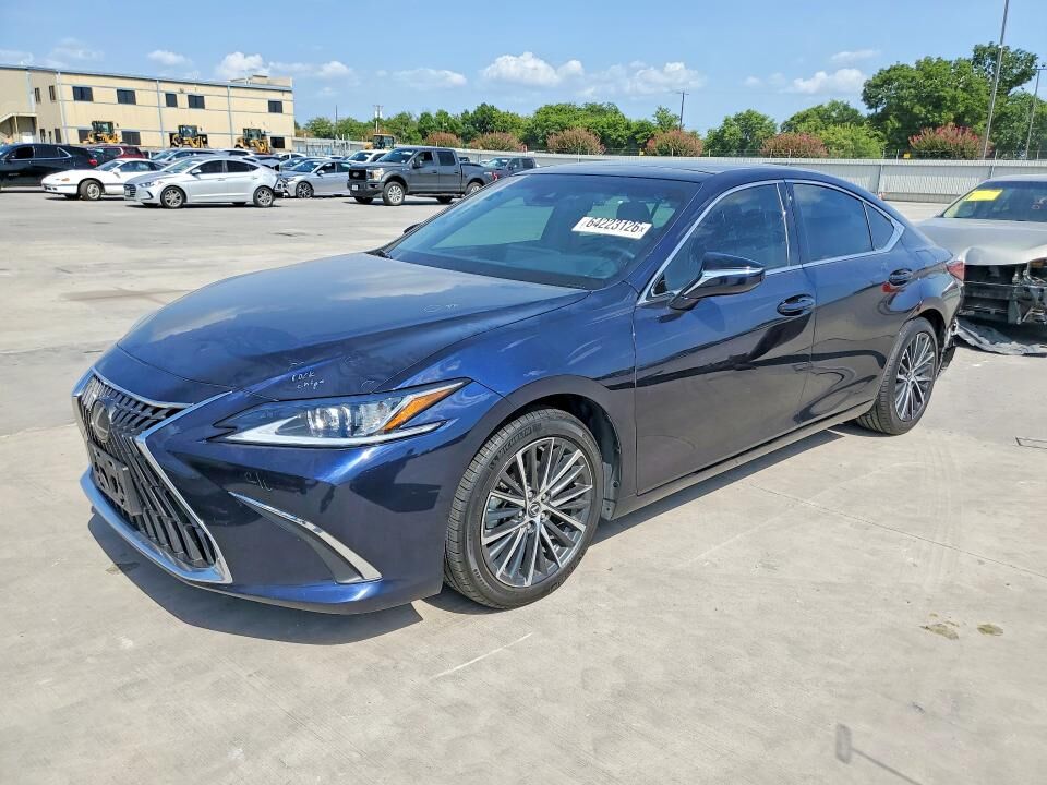 2025 LEXUS ES