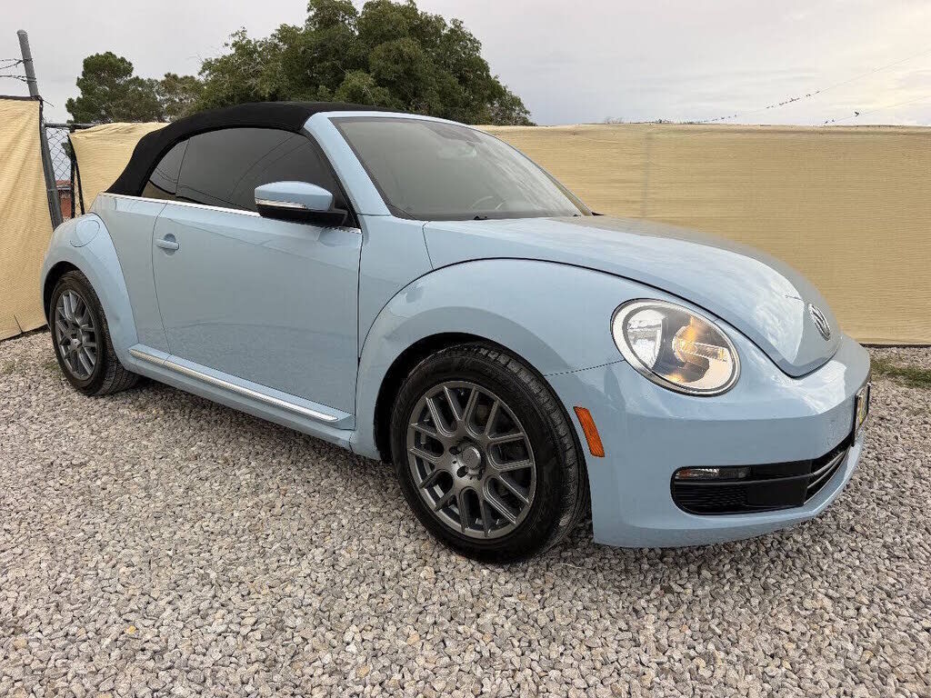 2013 VOLKSWAGEN Beetle