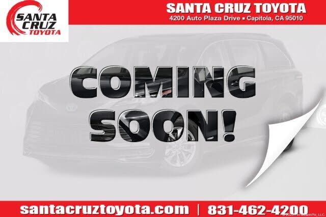 2025 TOYOTA Sienna