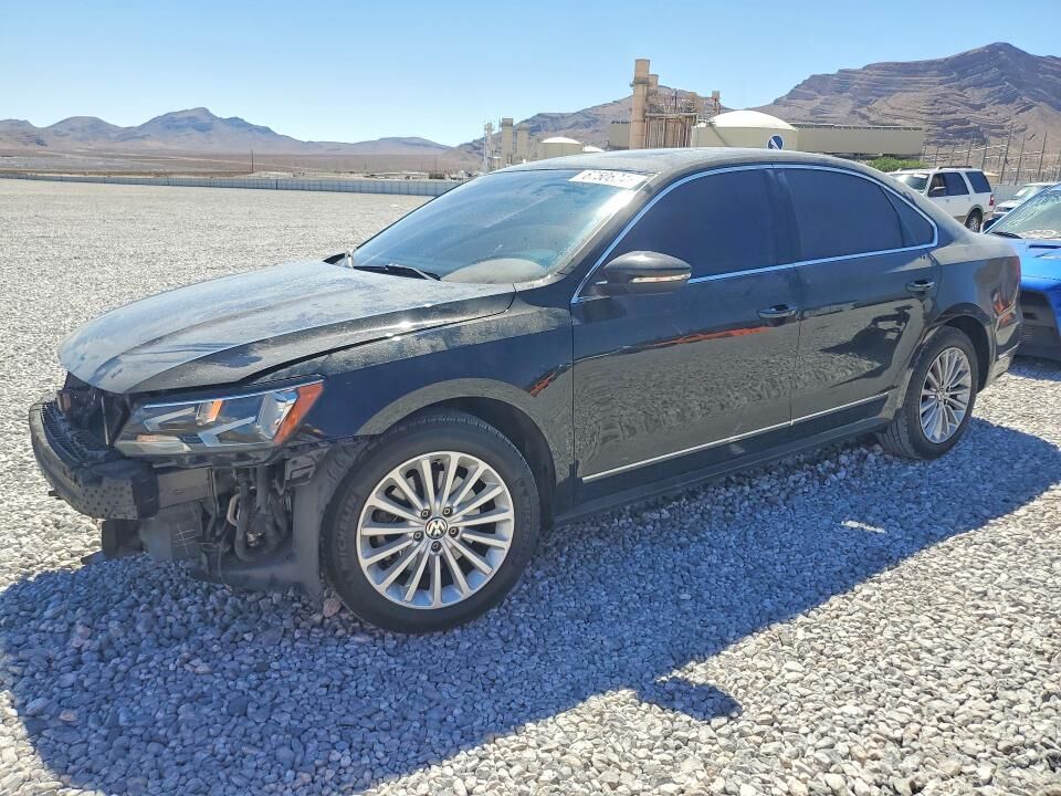 2016 VOLKSWAGEN Passat
