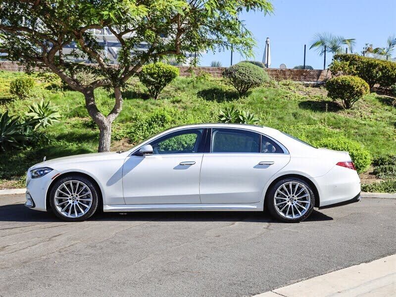 2022 Mercedes-Benz S-Class