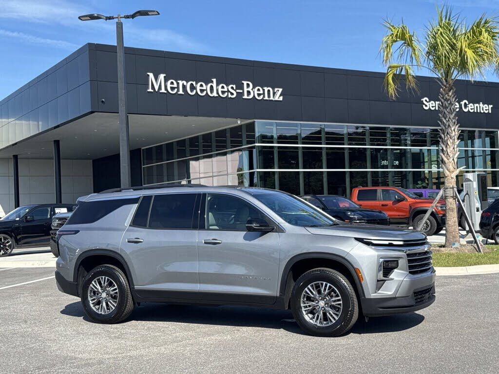 2026 CHEVROLET Traverse