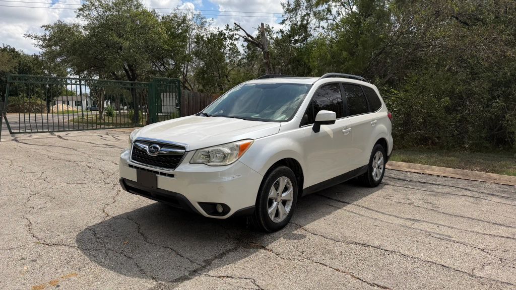 2014 SUBARU Forester