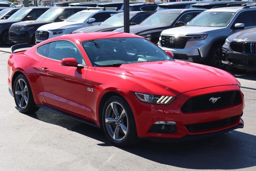 2017 FORD Mustang