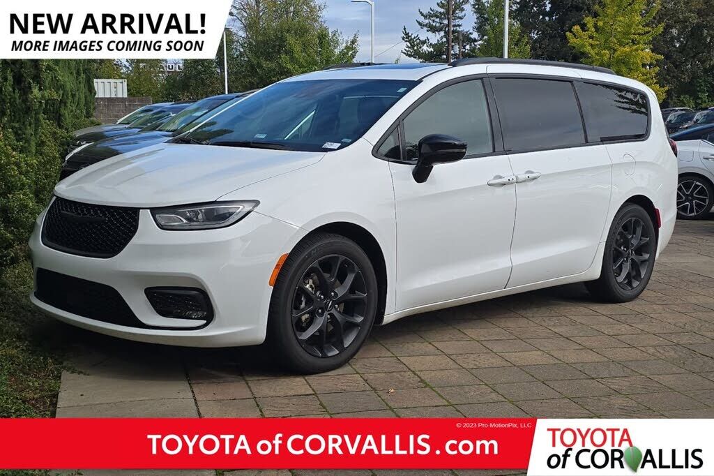 2025 CHRYSLER Pacifica