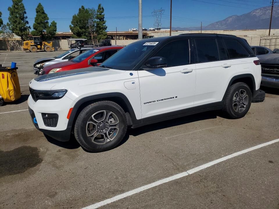 2022 JEEP Grand Cherokee