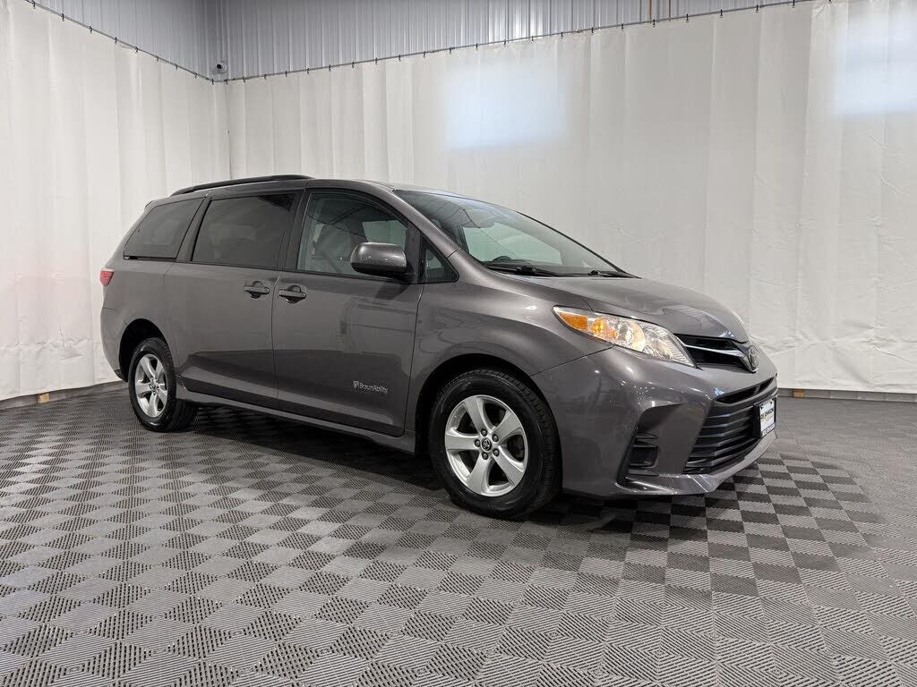 2020 TOYOTA Sienna
