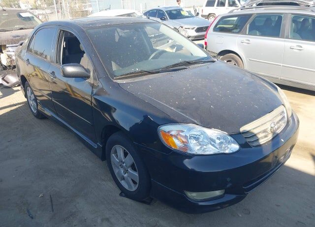 2004 TOYOTA Corolla