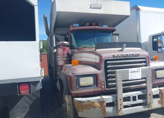 1994 MACK RD