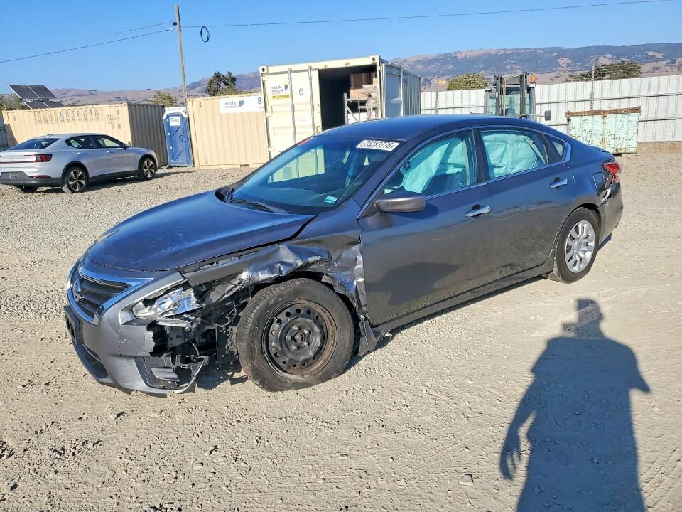 2015 NISSAN Altima