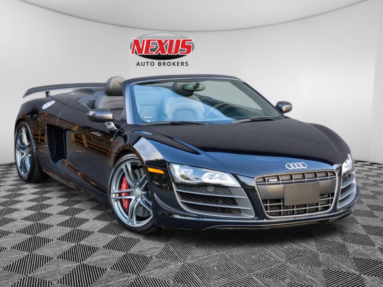 2012 AUDI R8