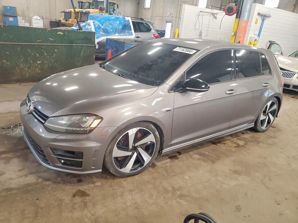 2016 VOLKSWAGEN Golf R