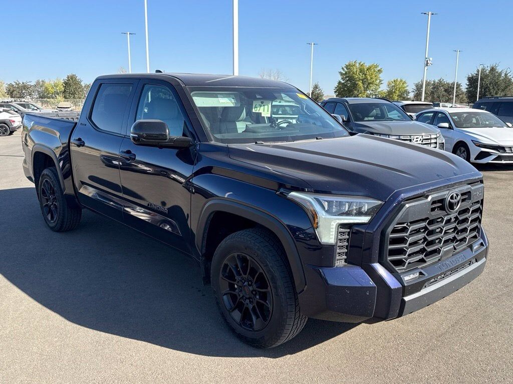 2024 TOYOTA Tundra