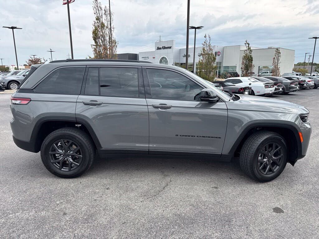2027 JEEP Grand Cherokee