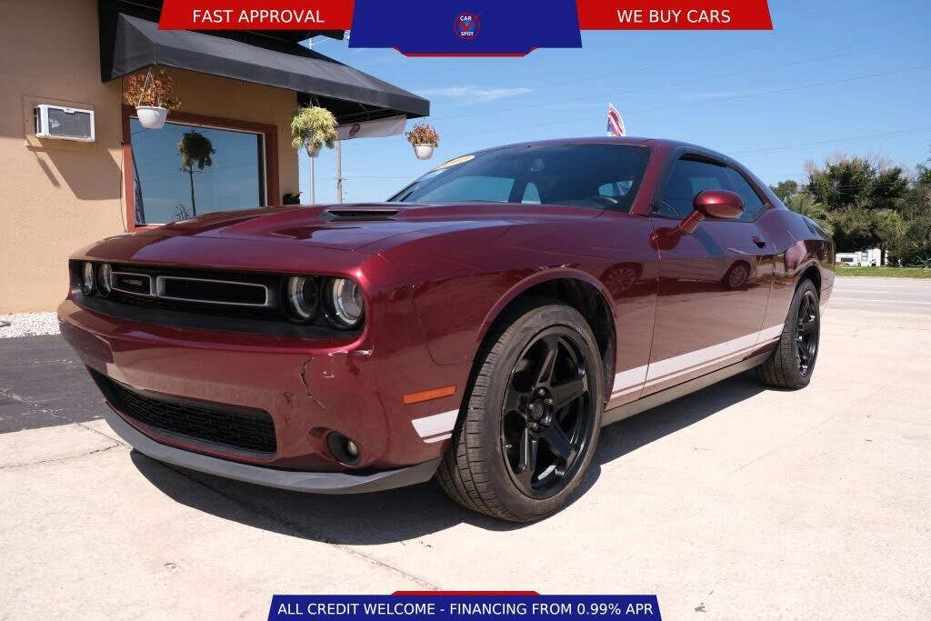 2017 DODGE Challenger