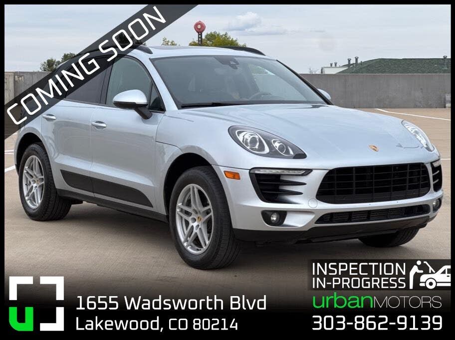 2017 PORSCHE Macan