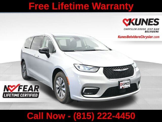 2024 CHRYSLER Pacifica