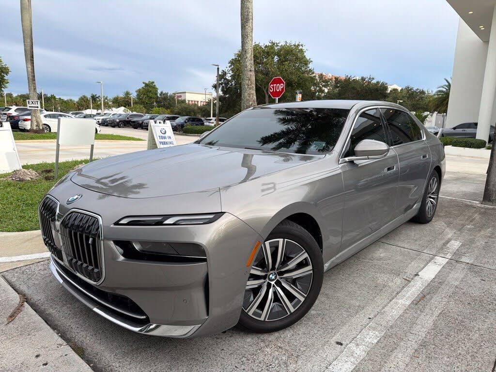 2024 BMW i7