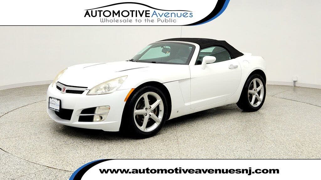 2008 SATURN Sky