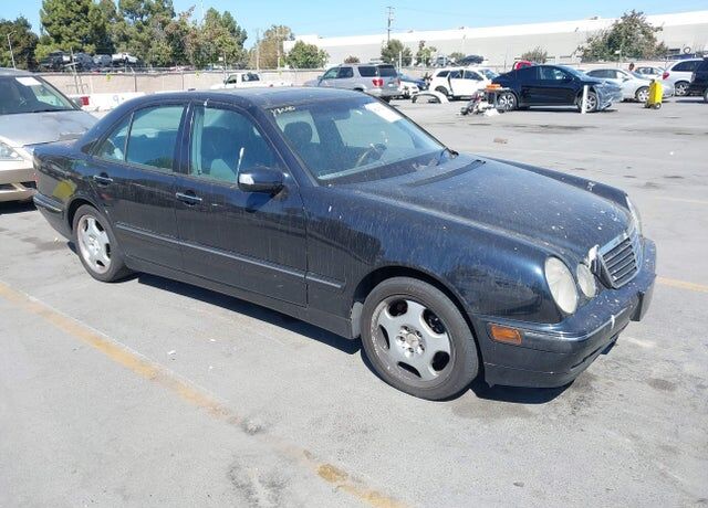 2001 MERCEDES-BENZ E-Class