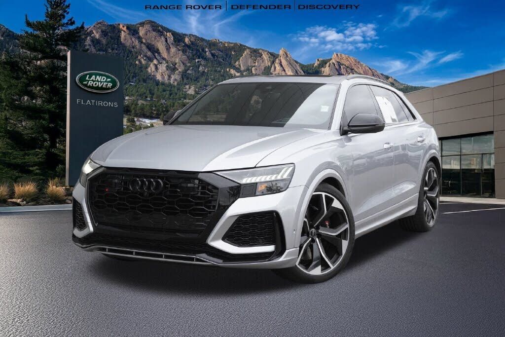 2021 AUDI RS Q8