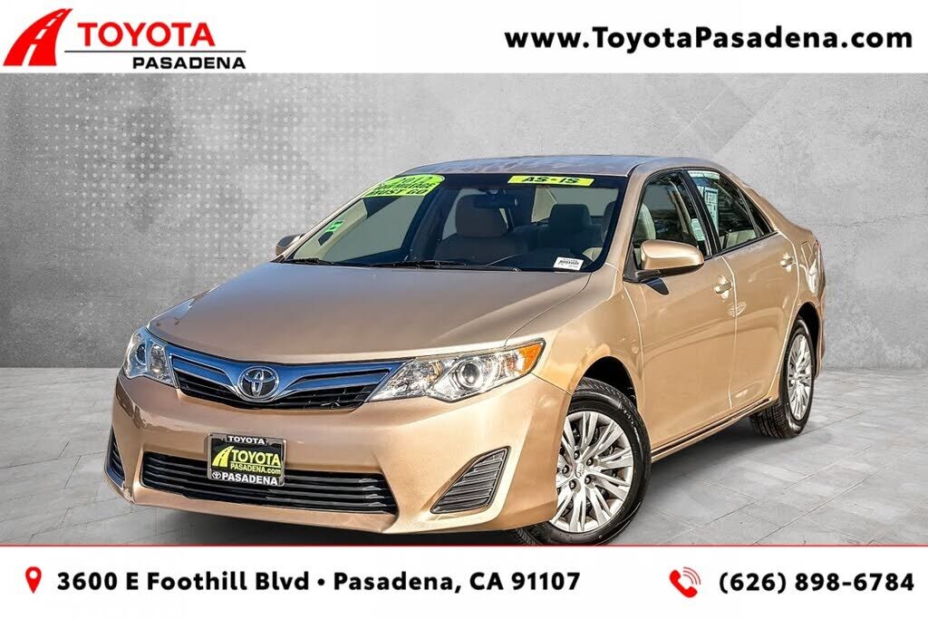 2012 TOYOTA Camry