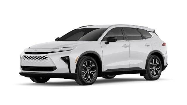 2026 TOYOTA Crown Signia