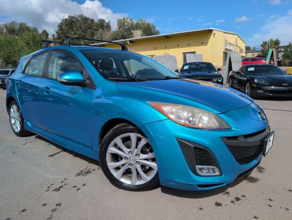 2010 MAZDA Mazda3