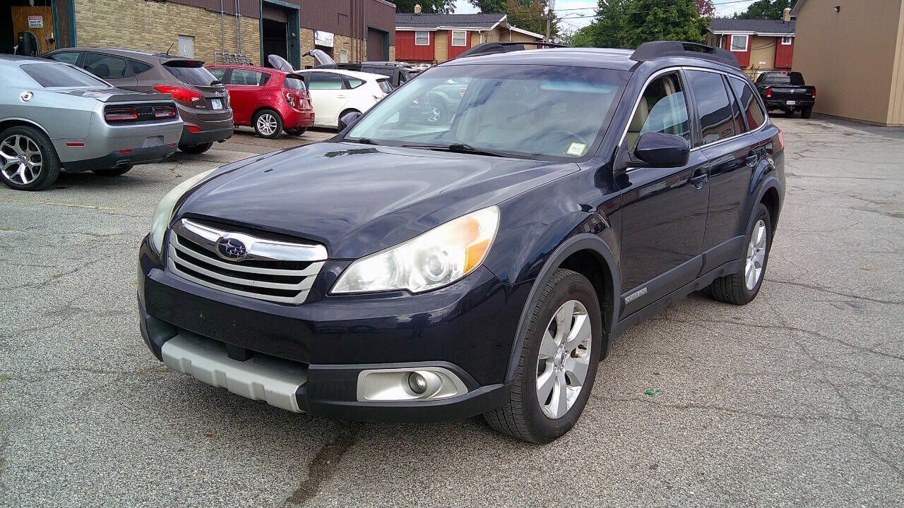 2012 SUBARU Outback