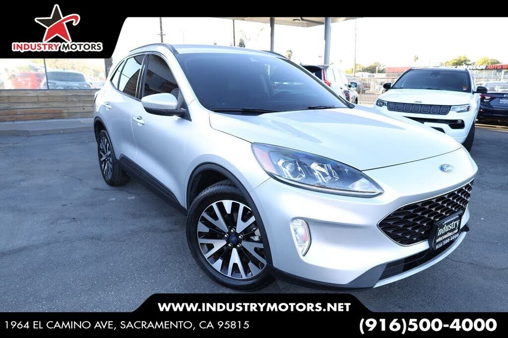 2020 FORD Escape