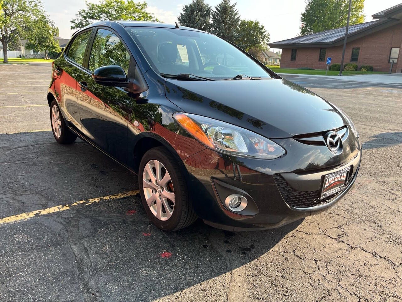 2012 MAZDA Mazda2