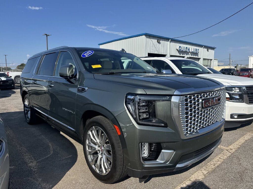 2023 GMC Yukon XL