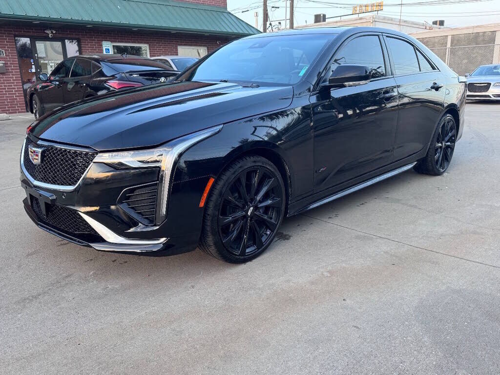 2022 CADILLAC CT4