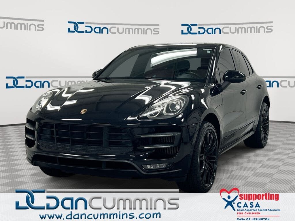 2015 PORSCHE Macan