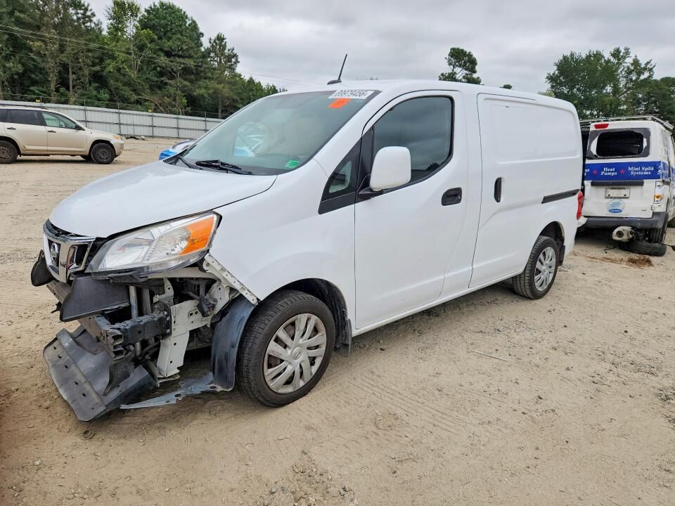 2014 NISSAN NV200