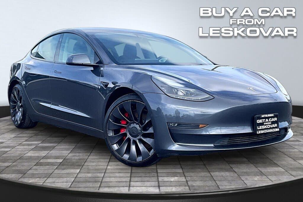2022 TESLA Model 3