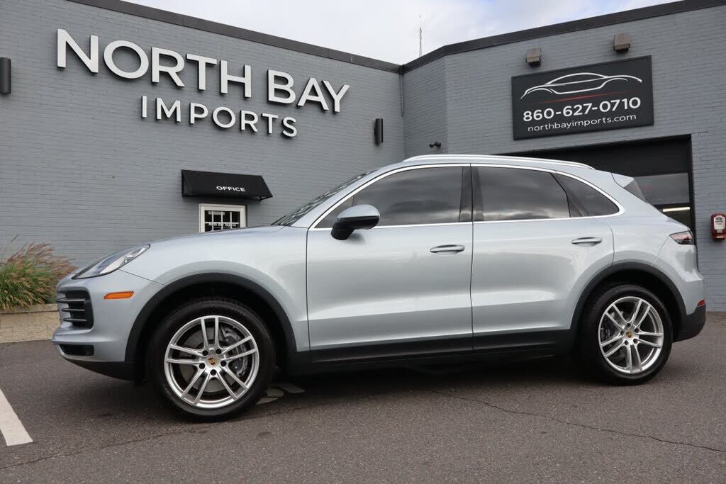 2021 PORSCHE Cayenne