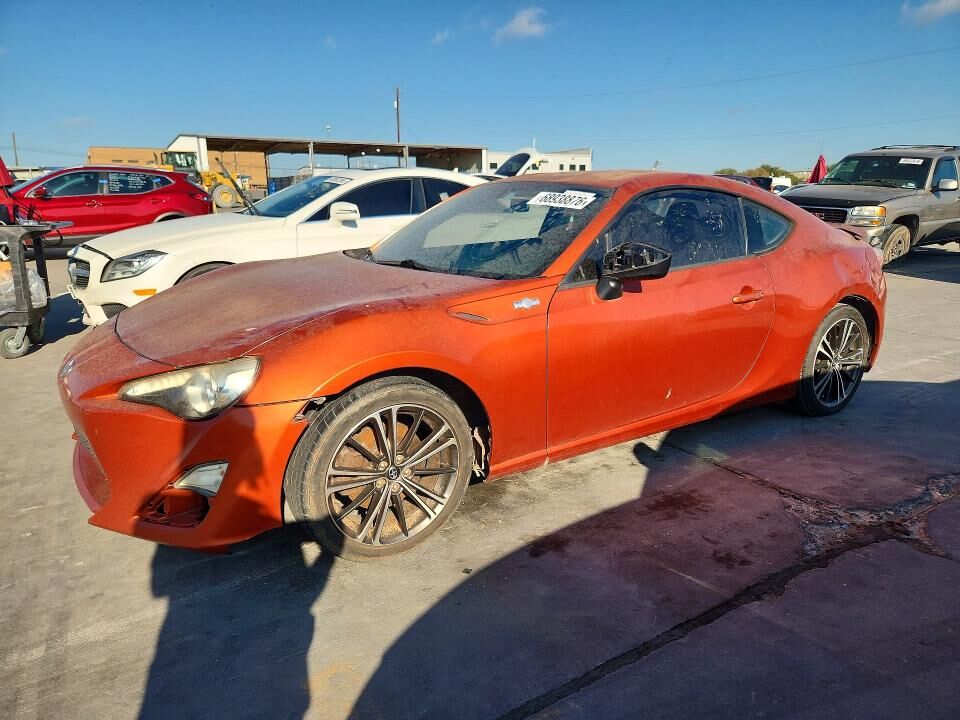 2014 TOYOTA Scion