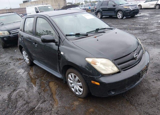 2005 TOYOTA SCION