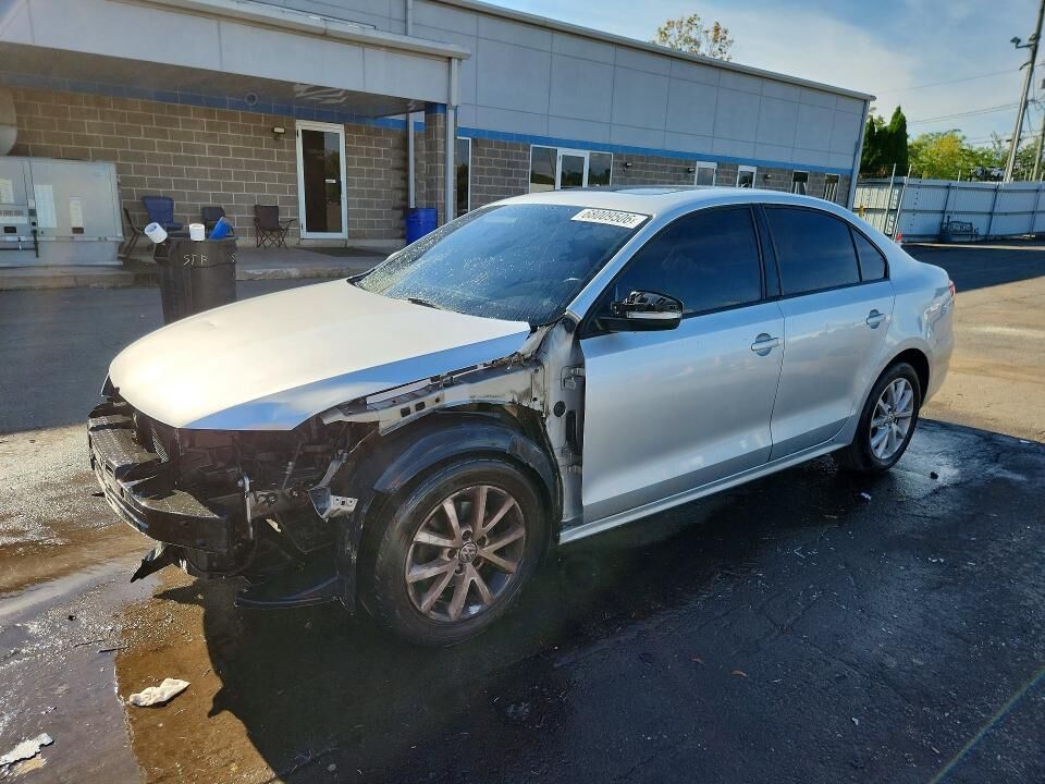 2011 VOLKSWAGEN Jetta