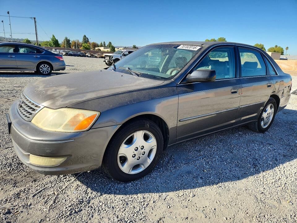 2003 TOYOTA Avalon