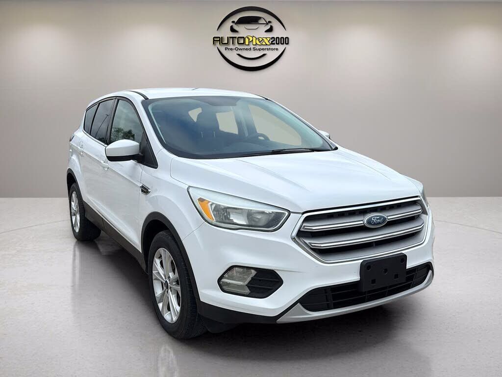 2017 FORD Escape