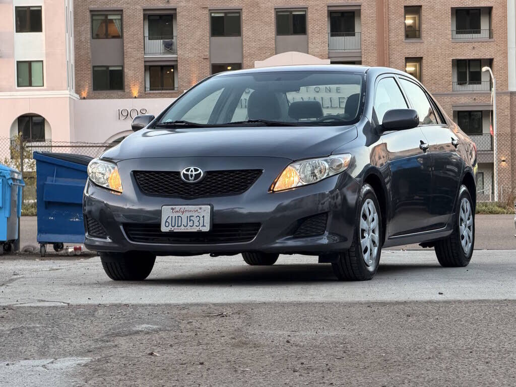 2010 TOYOTA Corolla