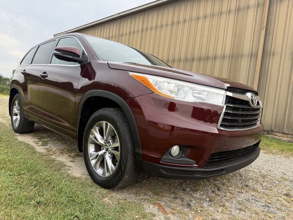 2016 TOYOTA Highlander