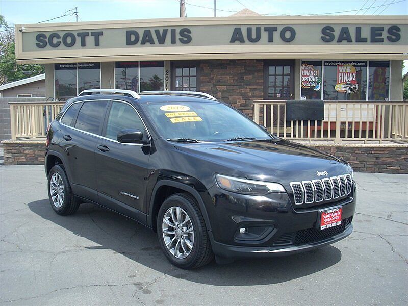 2019 JEEP Cherokee