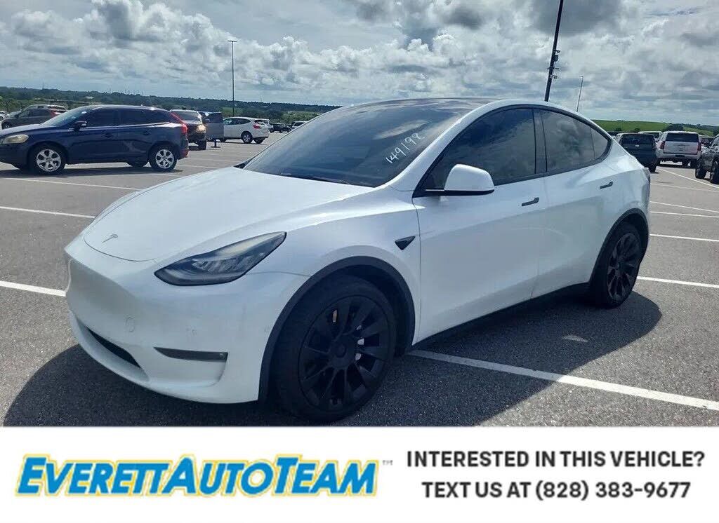 2021 TESLA Model Y