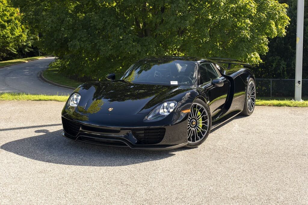 2015 PORSCHE 918